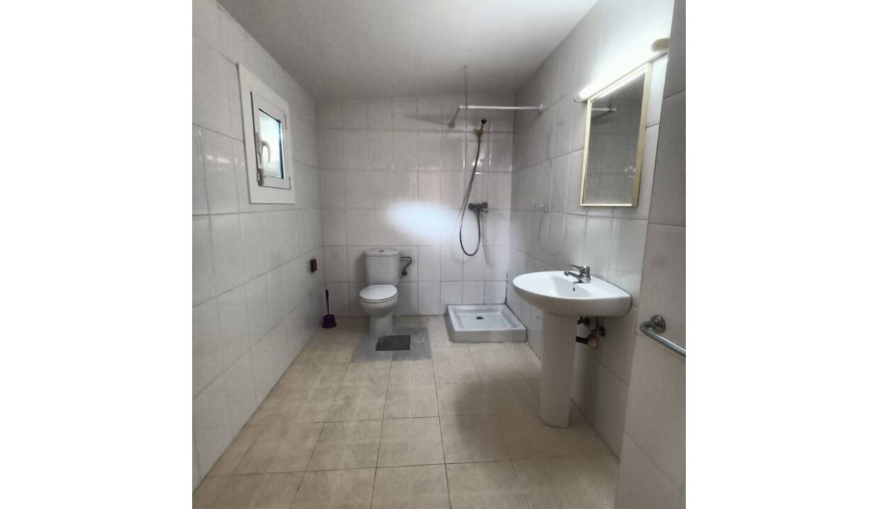 2676_385591401_4b72edf3-2908-416c-88bc-8f723c5ce12d