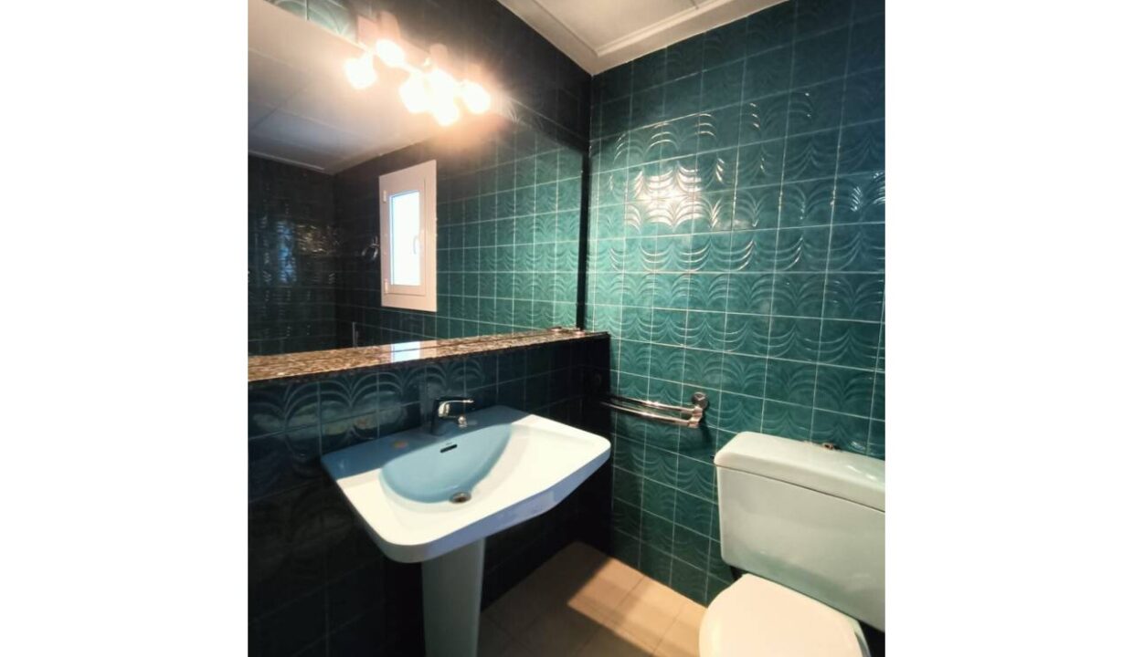 2676_59215031668_ace4d9ec-b53f-4cf9-a1e4-c0847fd7a340