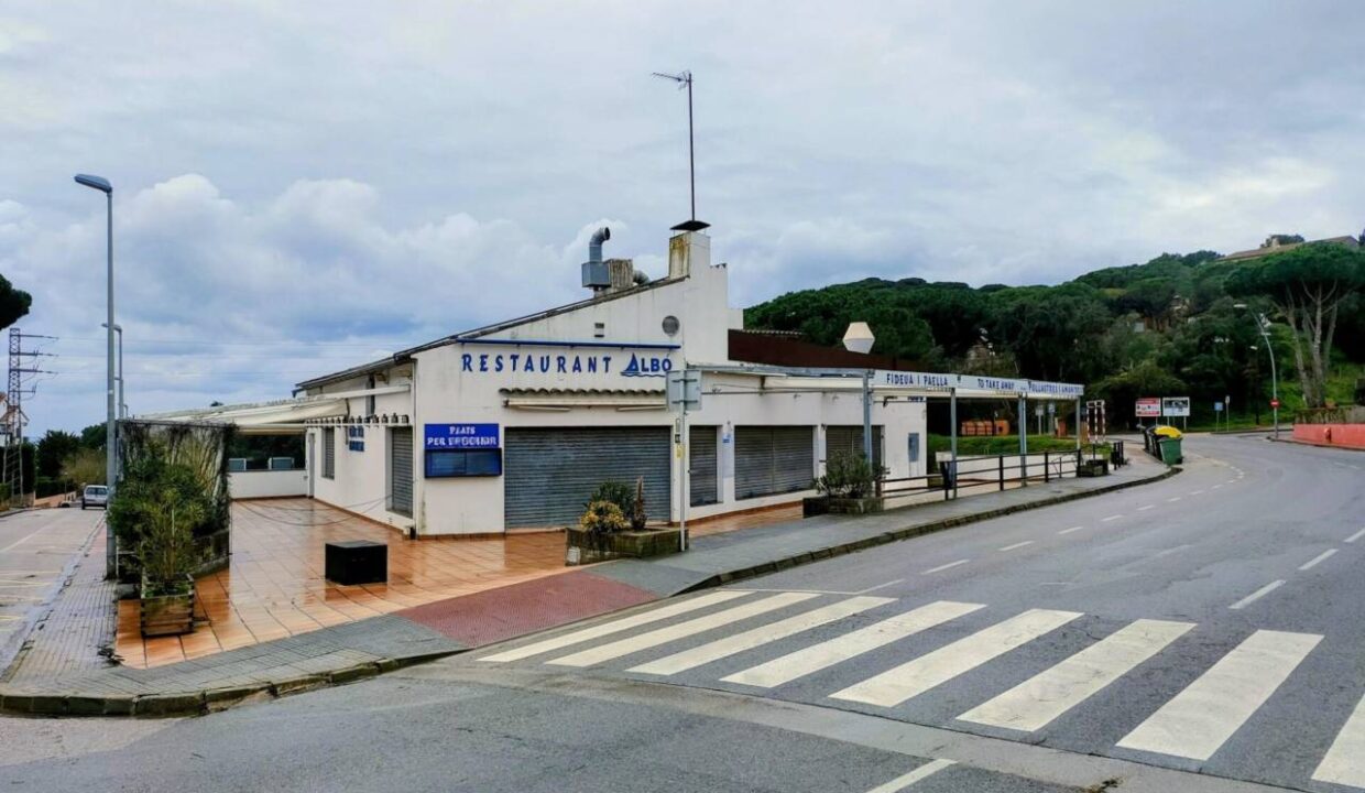 2676_61730819598_71db5d24-8aa8-430c-be08-9b8dccdf3496