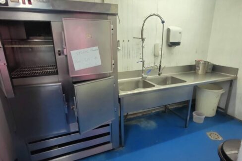 2676_61730819598_d9fad9f4-8d33-4ce6-a440-49757b087c66